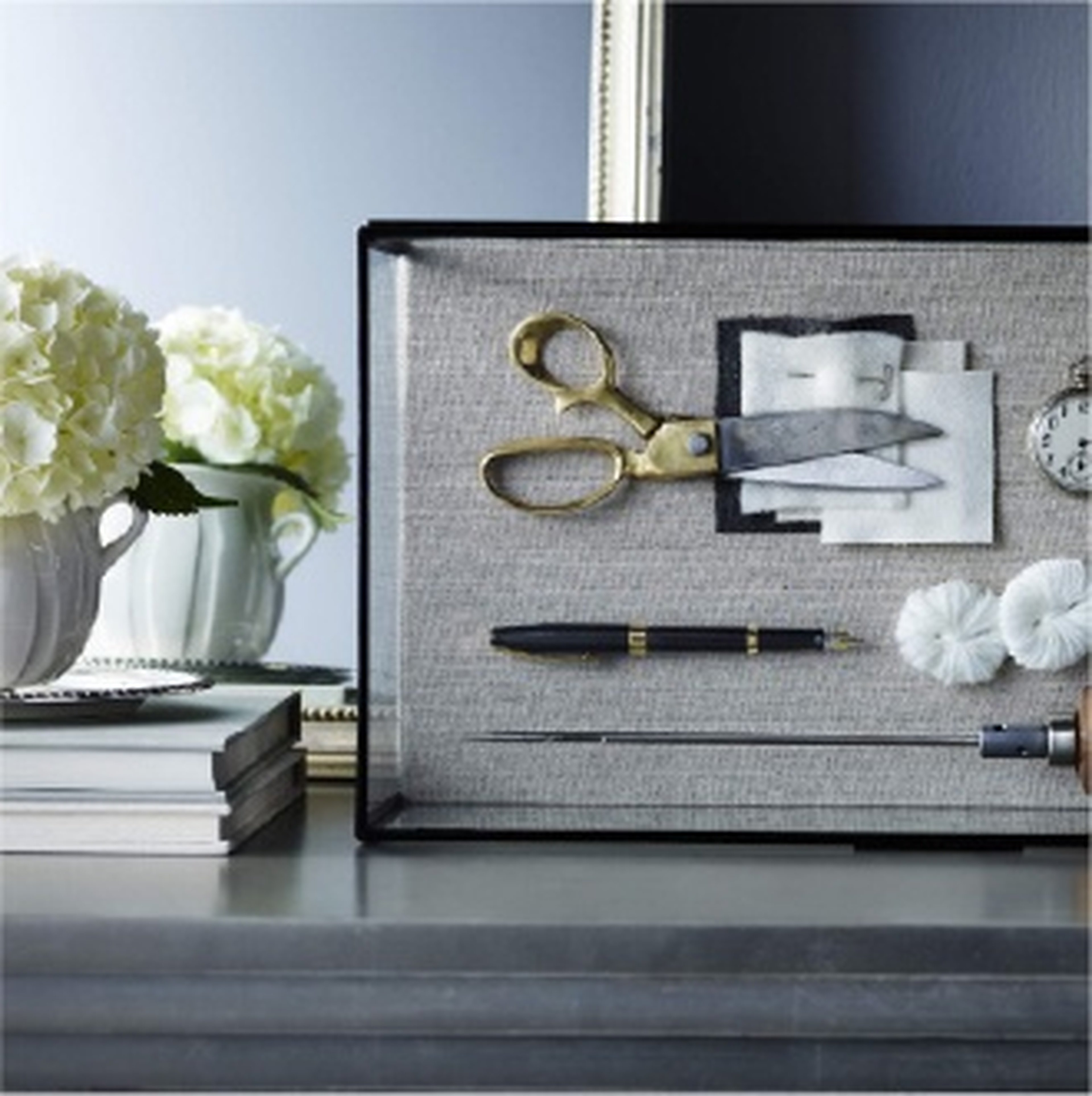 İNCELİKLE İŞLENMİŞ EL İŞÇİLİĞİ