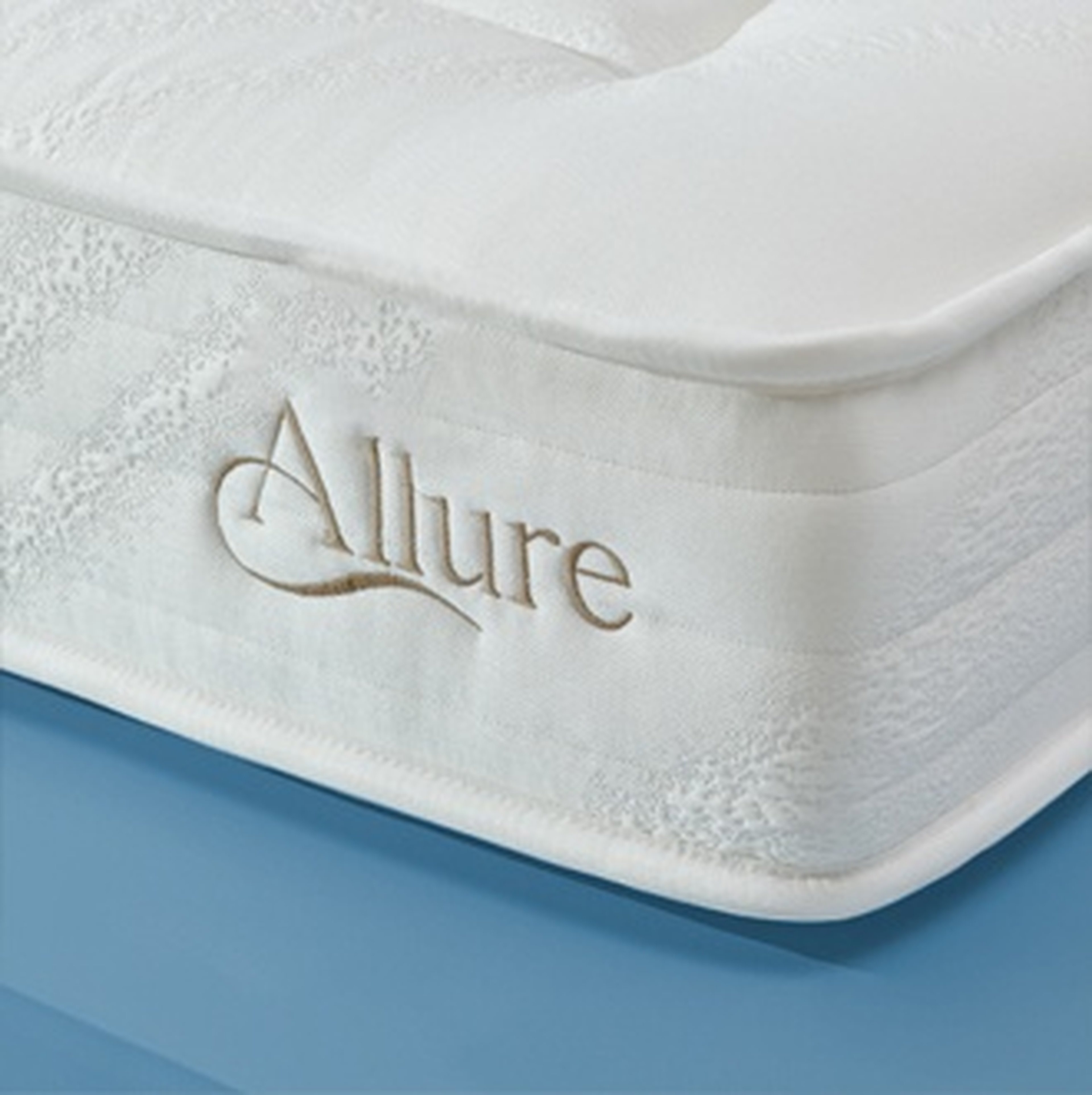 YATSAN ALLURE KOLEKSİYONU: İTALYA’NIN RUHUNU YANSITAN ZARİF DOKUNUŞ