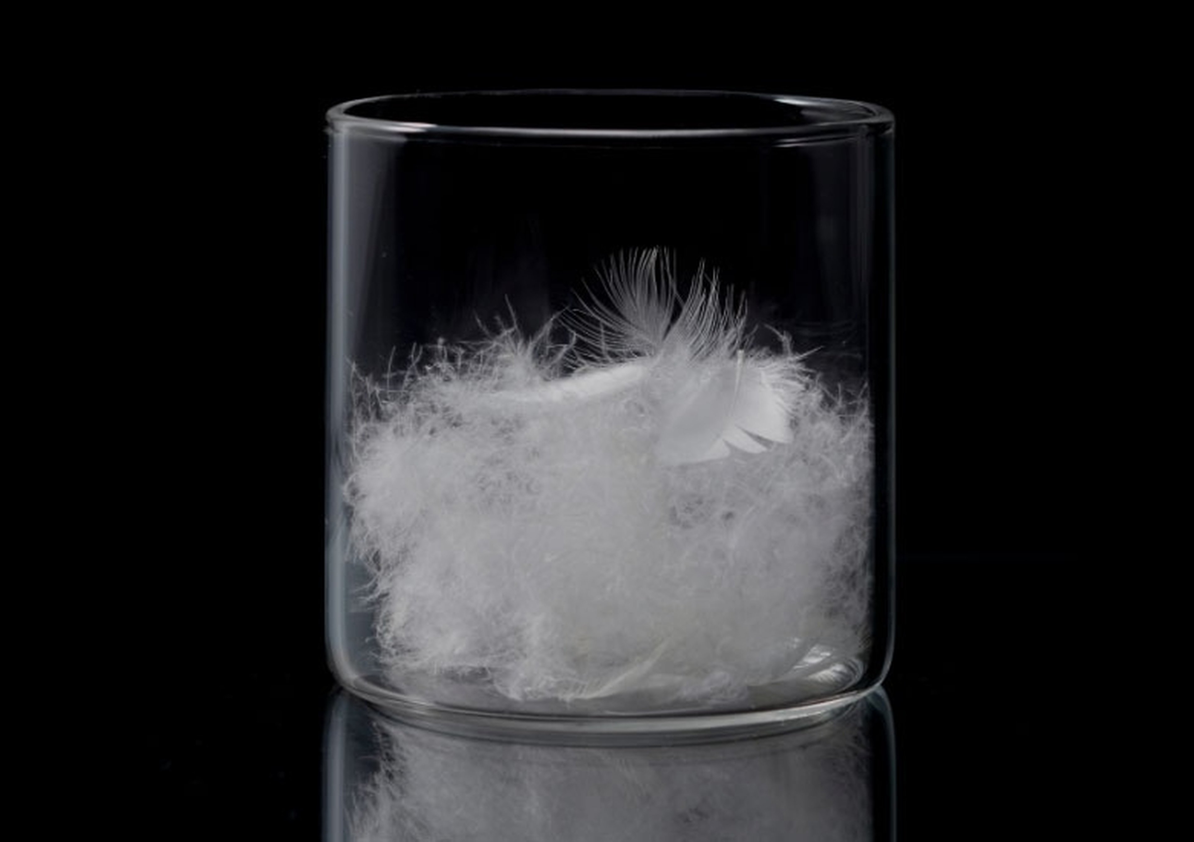 Lüks ve Doğallığın Mükemmel Dengesi: Macar Kaz Tüyü Yastık