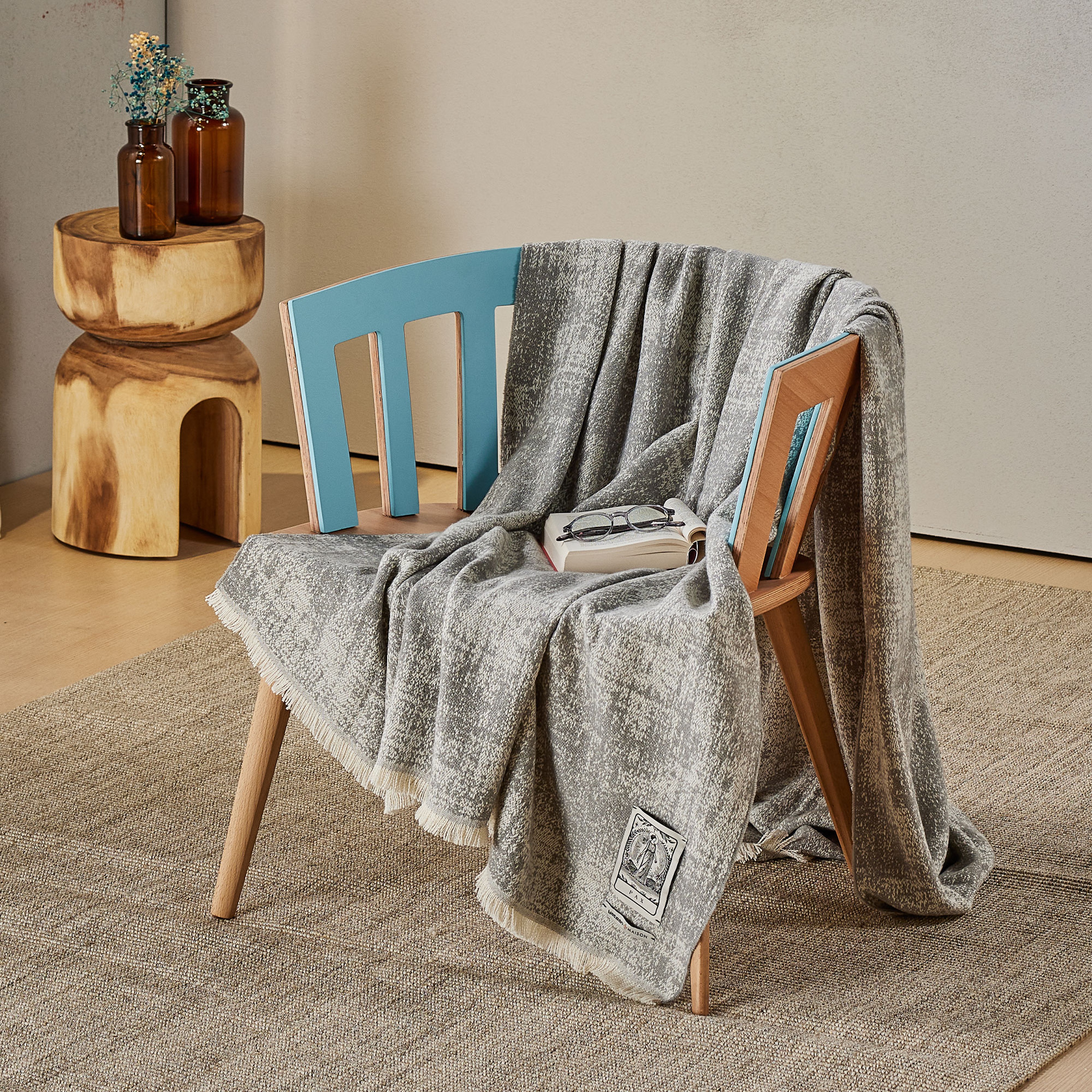 Yatsan Maison Pax Throw TV Battaniyesi Gri