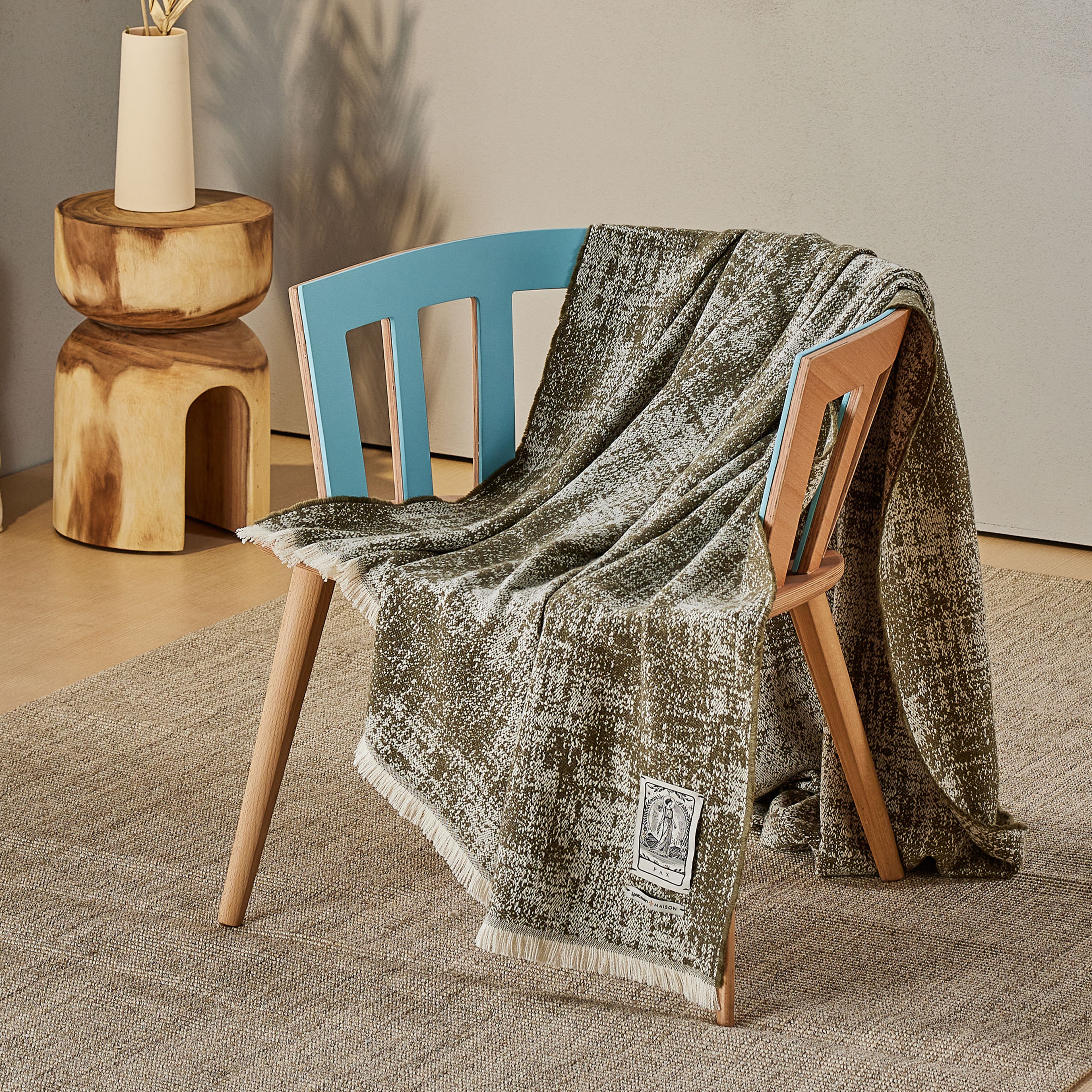 Yatsan Maison Pax Throw TV Battaniyesi Haki