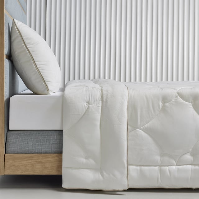 Yatsan Maison Bamboo Touch Çift Kişilik İnce Yorgan