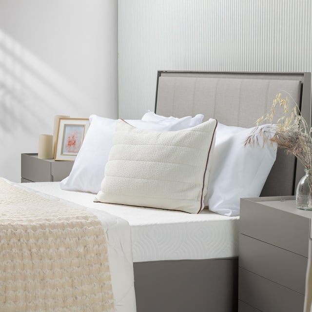 Uykucu Lateks Medium Yastık