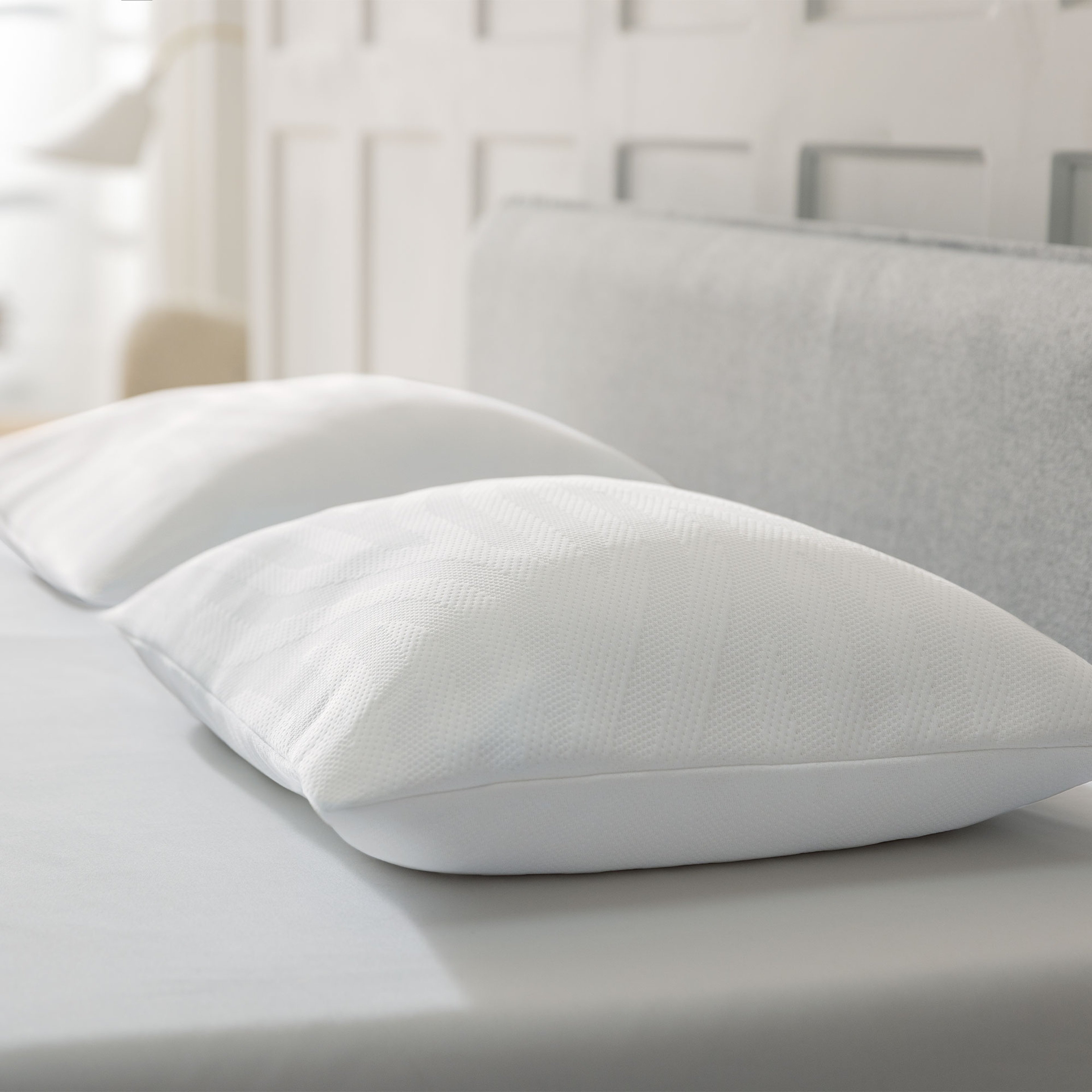 Tempur Comfort Pureclean Orta Sert-Sert Yastık