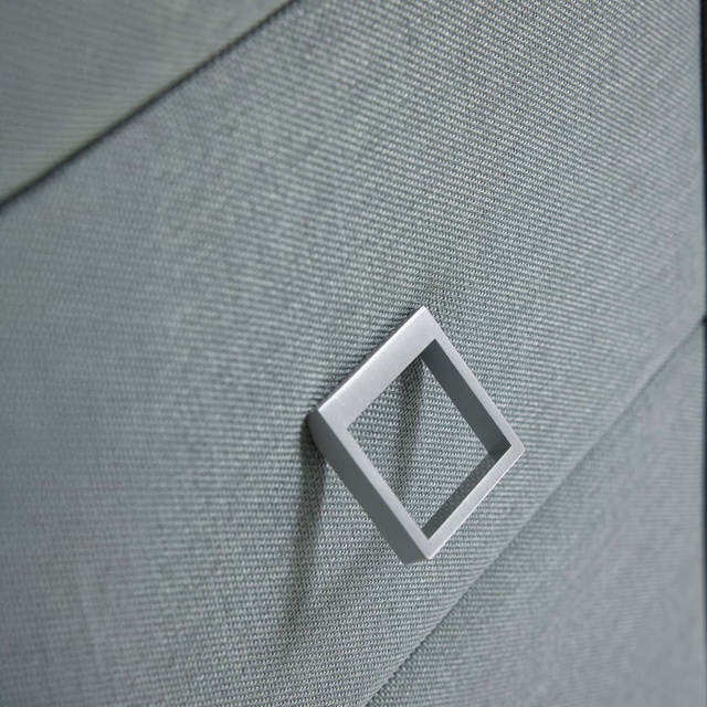 Intense Plain Komodin