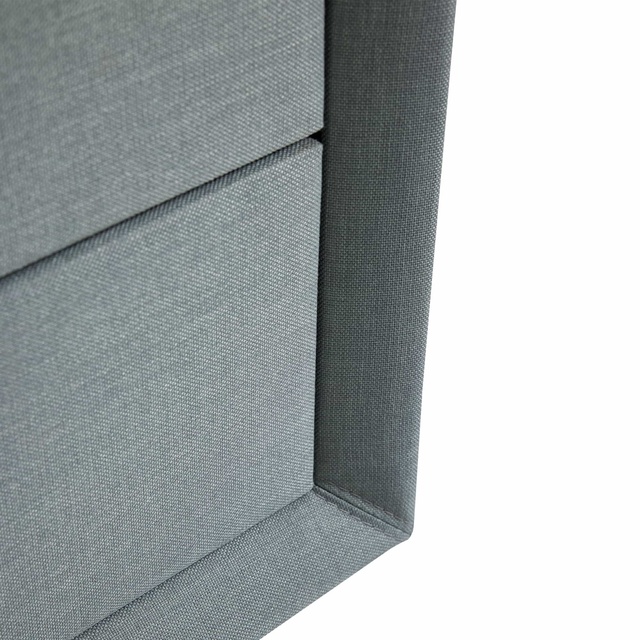 Intense Plain Komodin